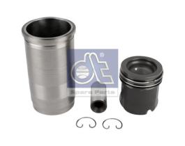DT 465020 - Pistón con camisa
